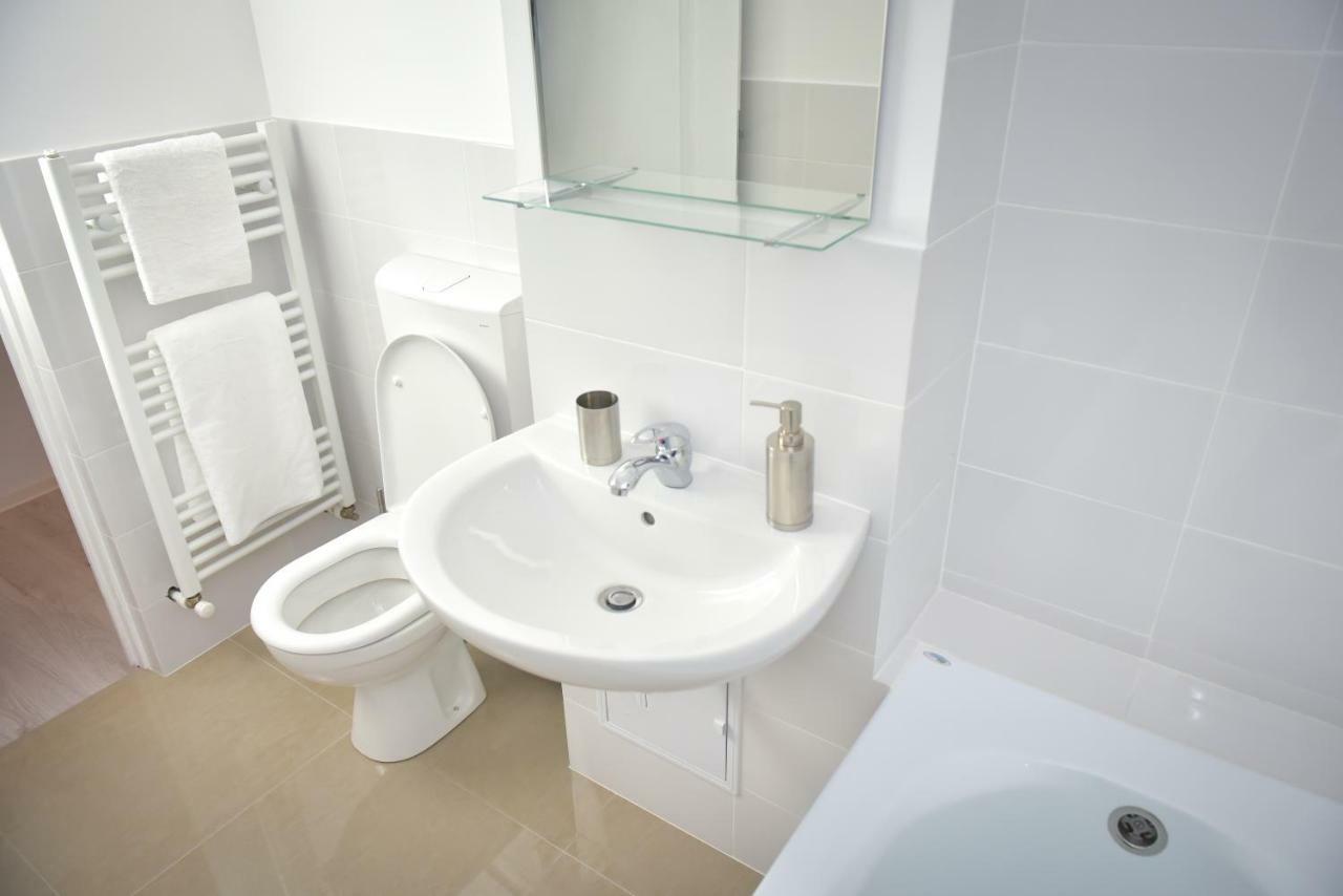 Davcom Studio Fagaras Bagian luar foto
